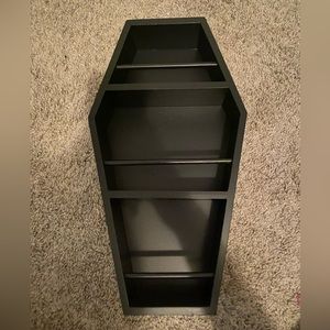 Coffin shelf